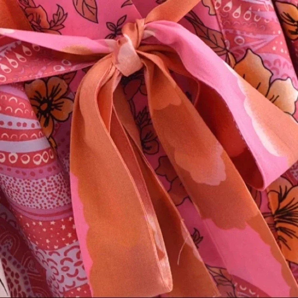 SOLD OUT Fuchsia Pink Cosmic Galaxy Moon Boho Short Kimono Coverup Robe - Picture 8 of 9